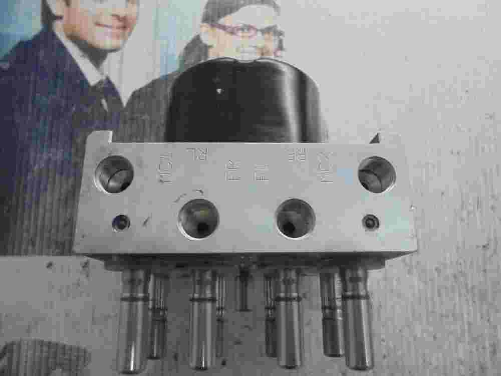 Abs Suzuki Ignis ATE 06210908083 00404077C1 86G3 BE 4WD 06210205674