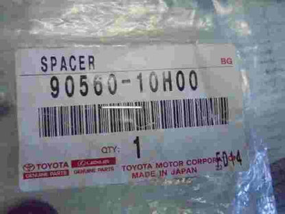 1 stuck Spacer  Toyota 4Runner Camry Lexus IS 300 9056010H00 90560-10H00