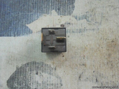 Relais Saab 9-3 9-5 9-7 Opel Omega Astra Vectra Corsa Zafira 13132367 13 132 367