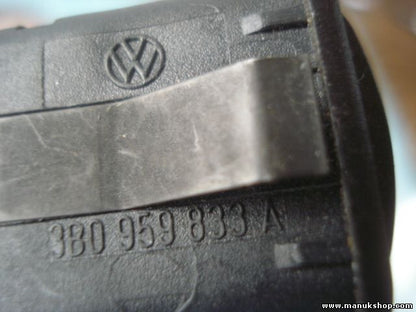 Schalter Tankklappe Öffner VW Volkswagen Passat Golf Bora 03000313 3B0959833A