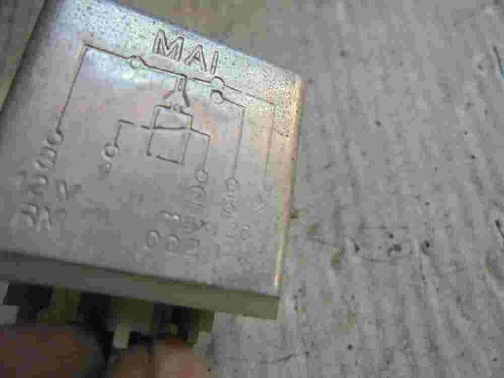 Relais MAI 12V RM 002-1-N 0021N