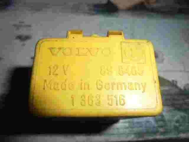 Wischerrelais Volvo 240 260 740 760 940 12V 898465 89 8465 1363516 1 363 516