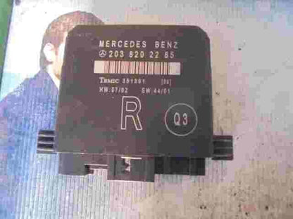 Türsteuergerät Mercedes W210  W208 2038202285 Q3 203 820 22 85 TEMIC 351391 R