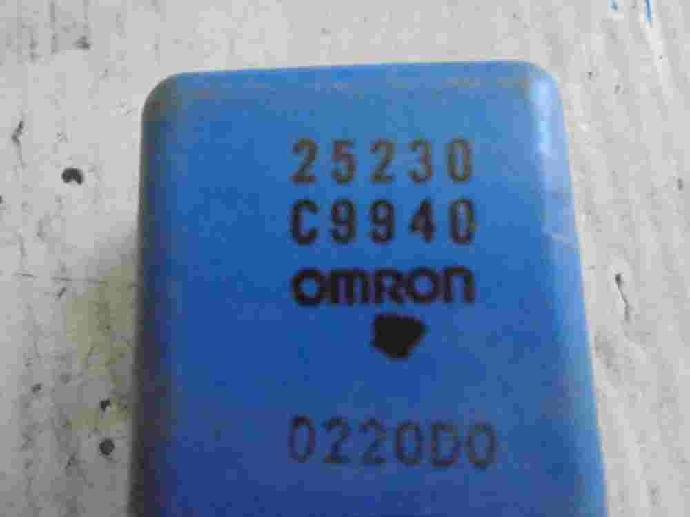 Relais Nissan Primera 25230C9940 25230 C9940 OMRON 0220D0