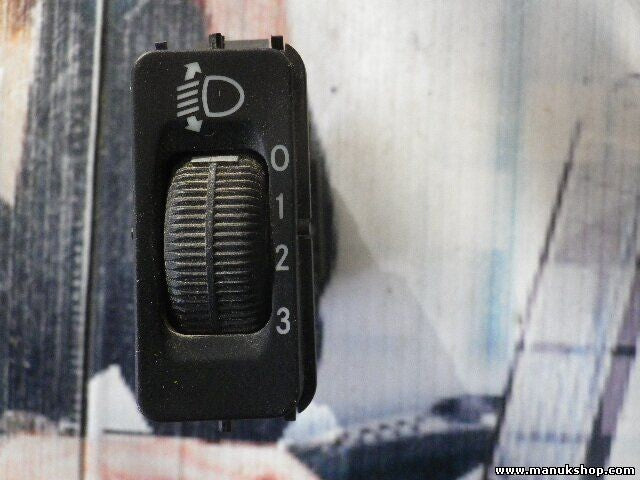 Leuchtweitenregelung Schalter Mercedes Benz W163 ML 320 A1638200010 A 163 820 00