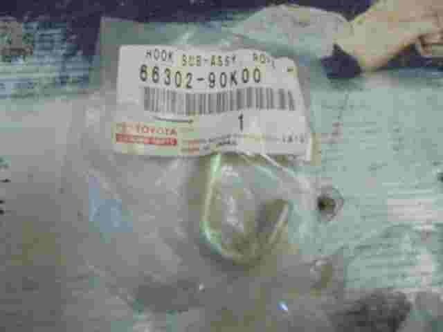 Hook Sub-Assy Rope LH Toyota Land Cruiser Prado 6630290K00 66302-90K00