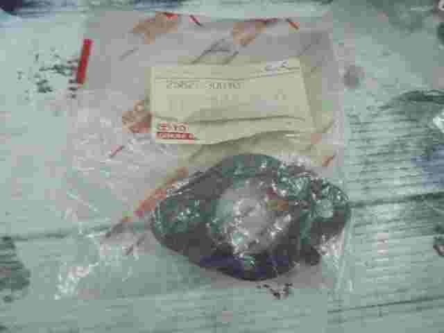 Gasket Egr Valve  Toyota Land Cruiser Prado 90 120 150 Hiace H1 H2 2562730010