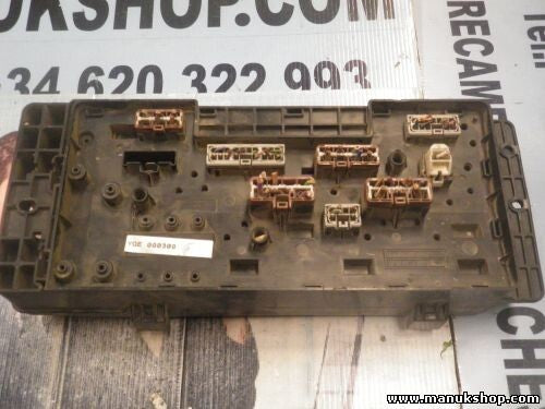 Sicherungskasten Land Rover Discovery 2 TD5 YQE000300 103826041202 67277