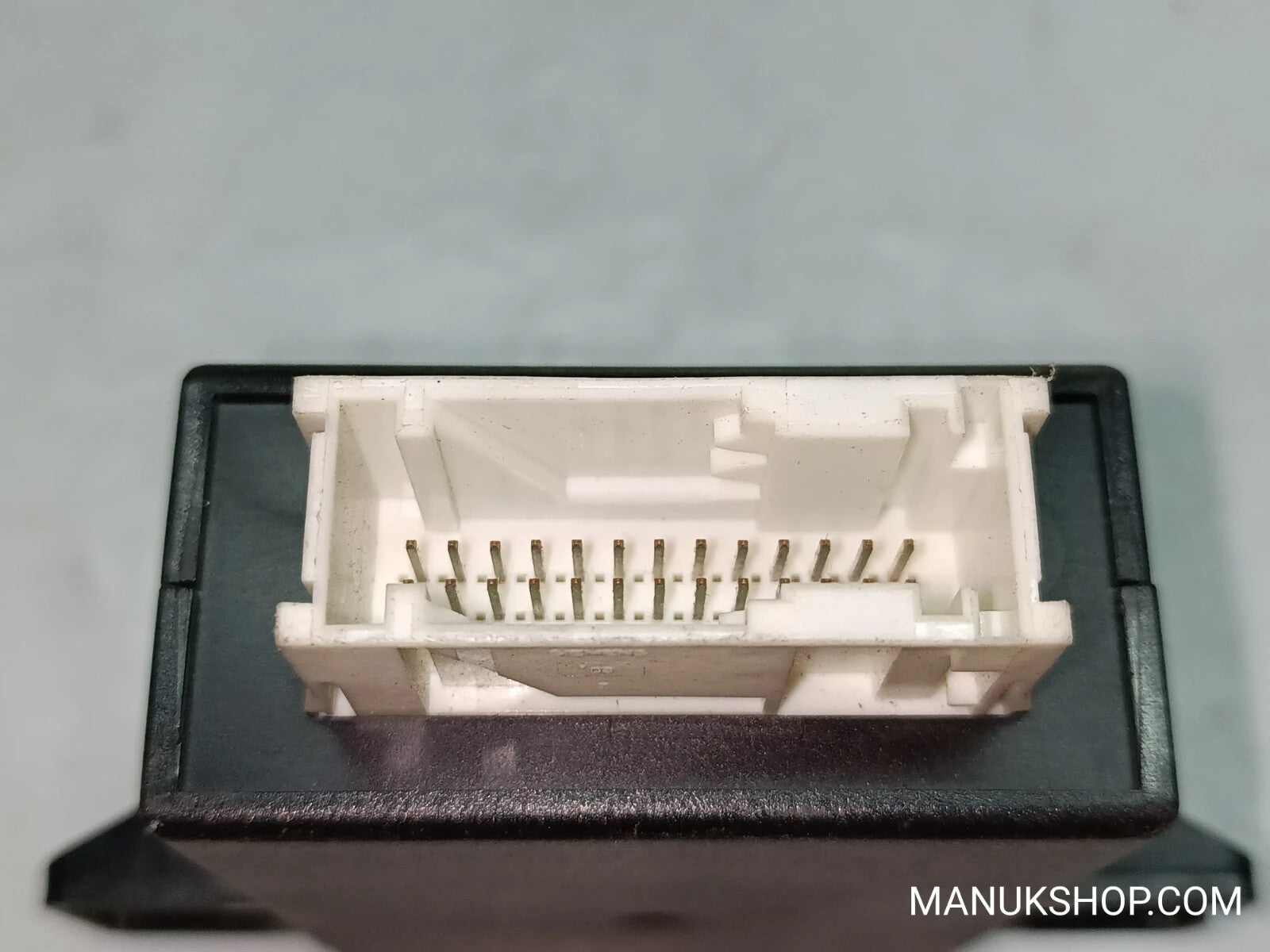 Wischerrelais BMW E34 E36 61358352494 61.35-8352494 55892110