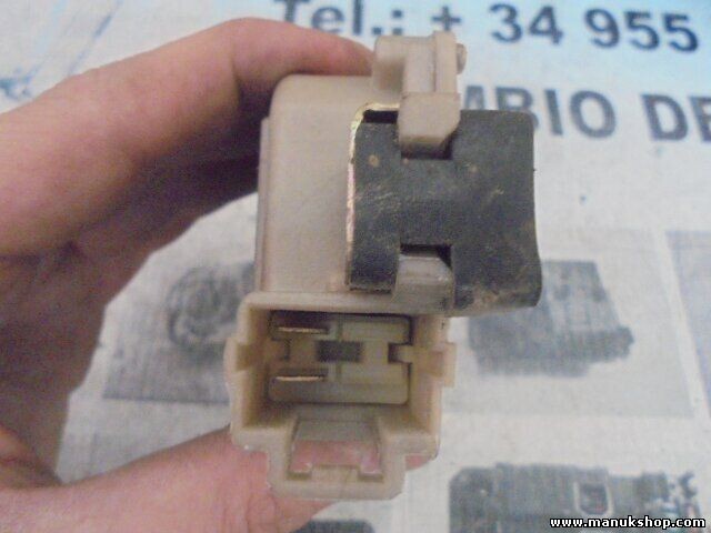 Stellmotor Zentralverriegelung Heckklappe links Nissan Patrol GR Y60 9055006J12
