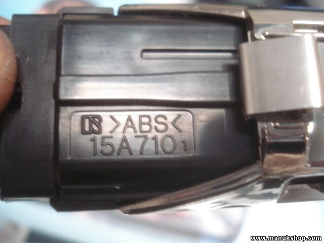 Schalter Start Power Corolla Avensis T25 Verso ENGINE START STOP 15A710