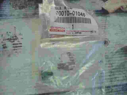 Bulb W/Cap  Toyota Celica 9001001046 90010-01046