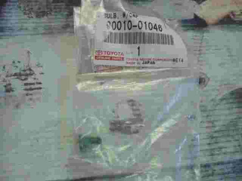 Bulb W/Cap  Toyota Celica 9001001046 90010-01046