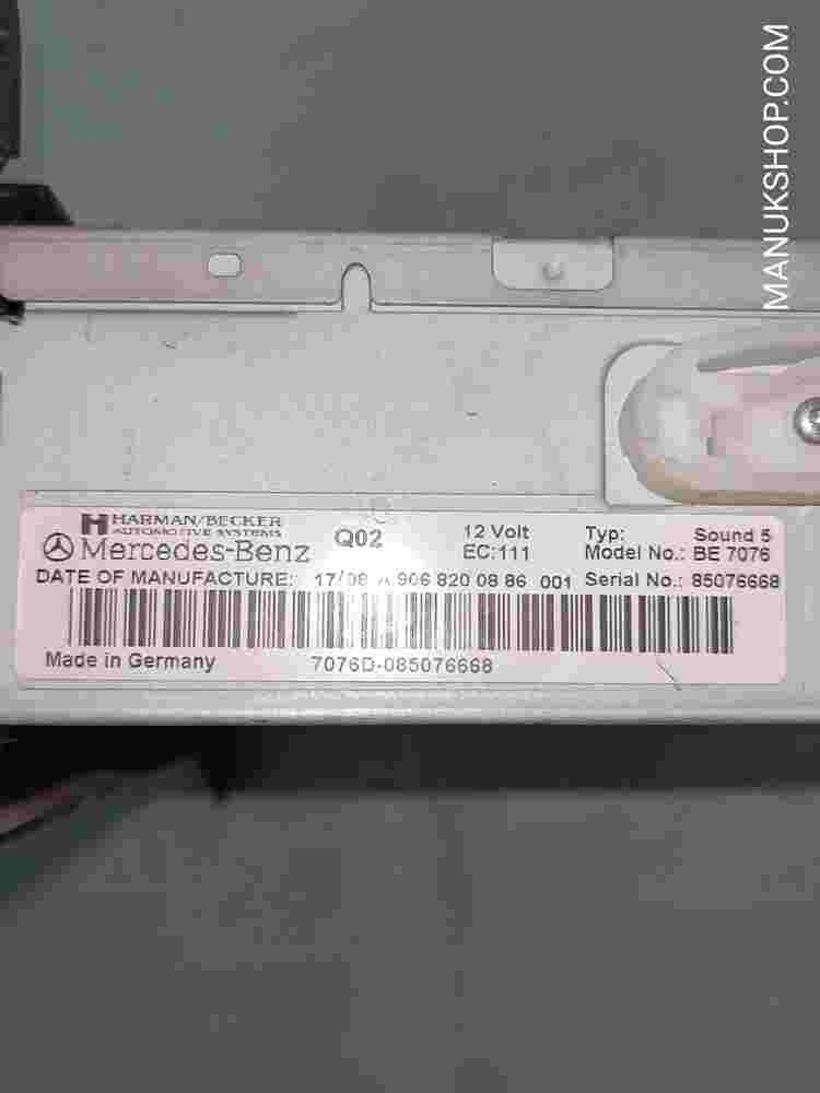 Radio CD FM AM Sprinter W906 Vito Viano W639 AClass W169 C169 A9068200886 BE7076
