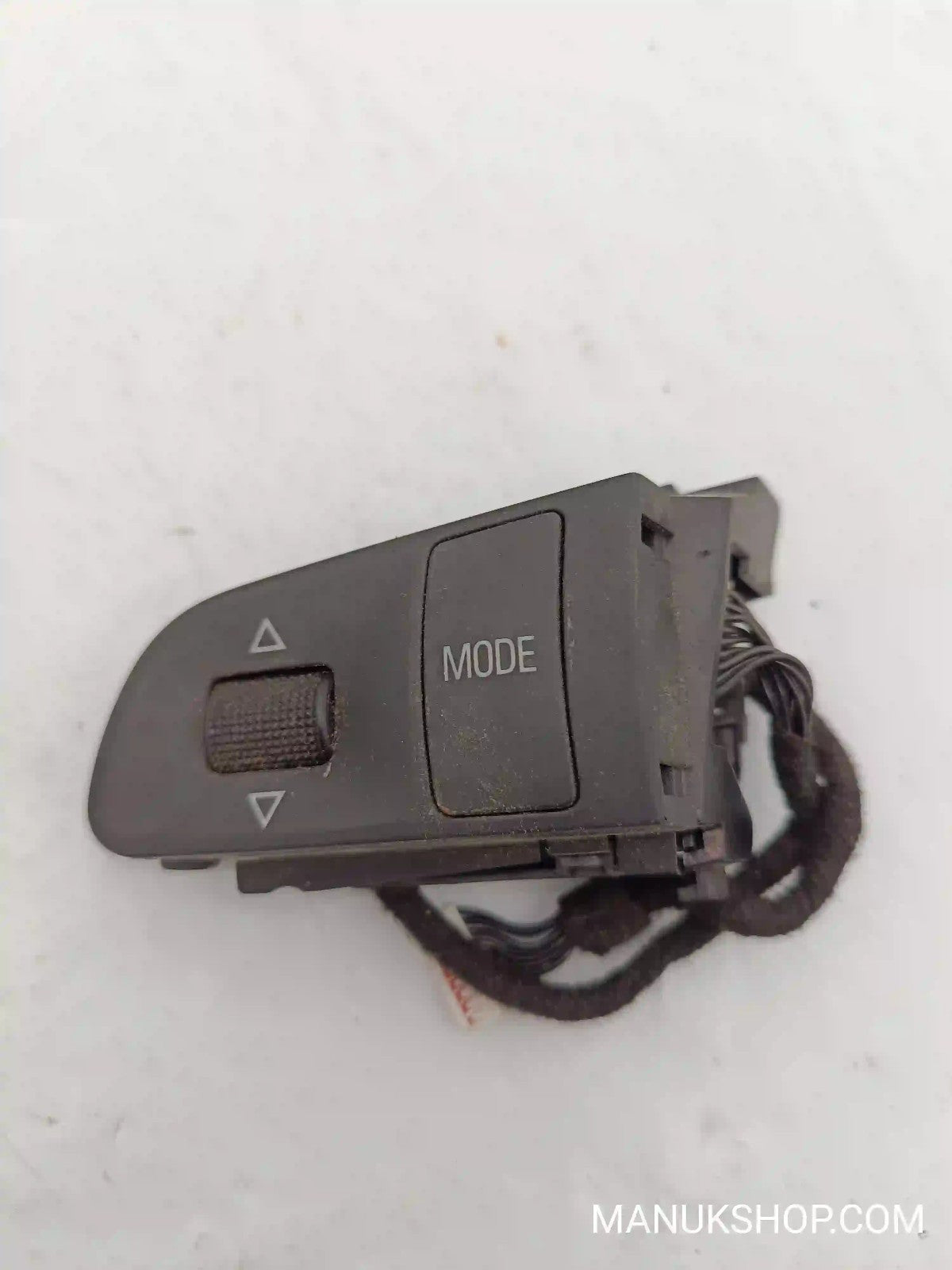 Schalter Lenkradverstellung Audi A8 Q5 Q7 A4 A6 4F0951527 61676390I00