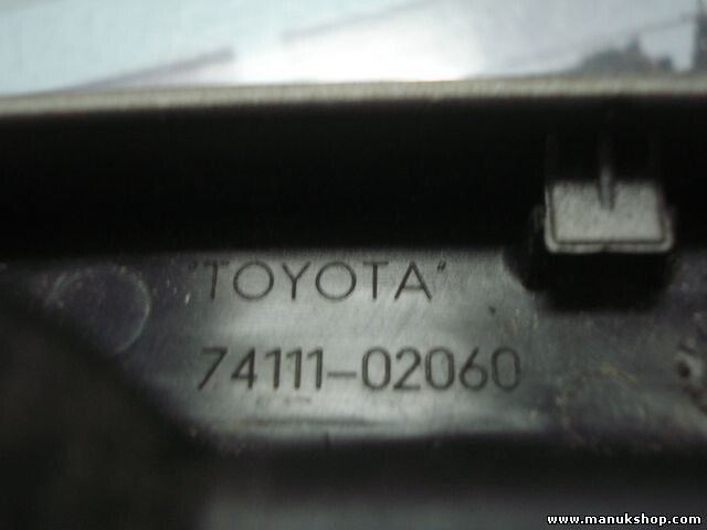 Aschenbecher Toyota Corolla 2002 7411102060 74111-02060