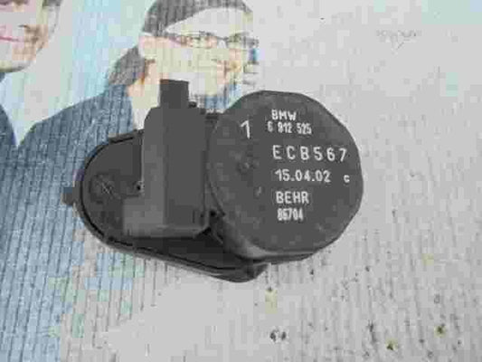 Stellmotor Heizung  BMW E46 E38 E83 X3 6912525 6 912 525 BEHR ECB567 86704