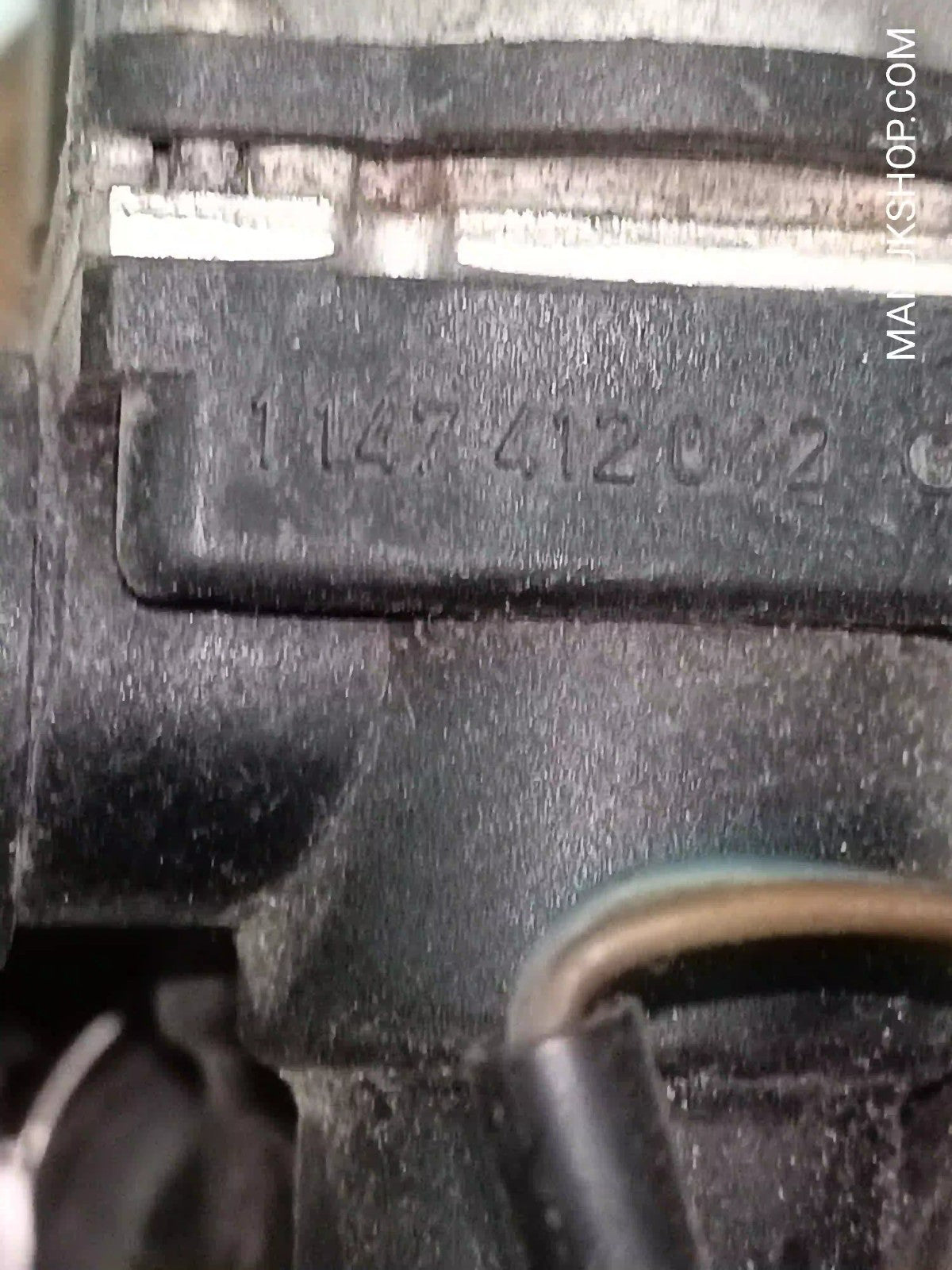 Wasserventil Heizungsventil BMW 5 E34 1382299 1 382 29 1147412042  1 147 412 042