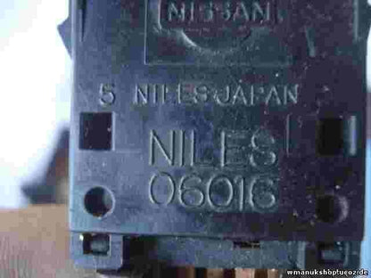 Warnblinkschalter Nissan Patrol GR II Y61 TD-6 NILES 06016
