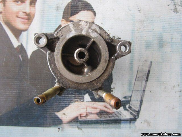 Ölfiltergehäuse Toyota Land Cruiser Prado Lexus 2330064091 1560951010
