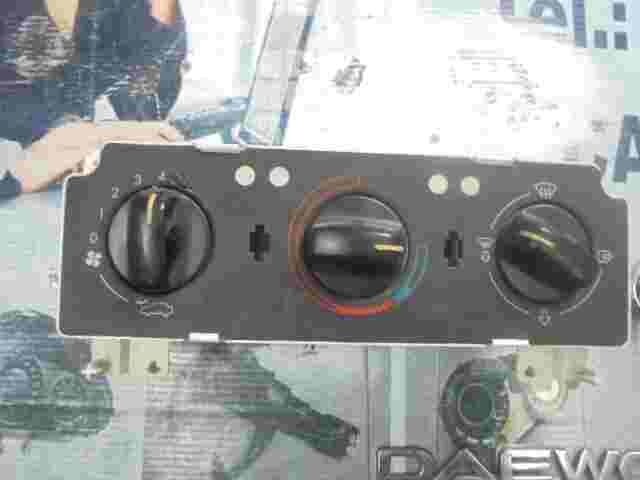 Heizungsbedienteil Klimabedienteil Citroen ZX Peugeot 306 810500233F 810503373F