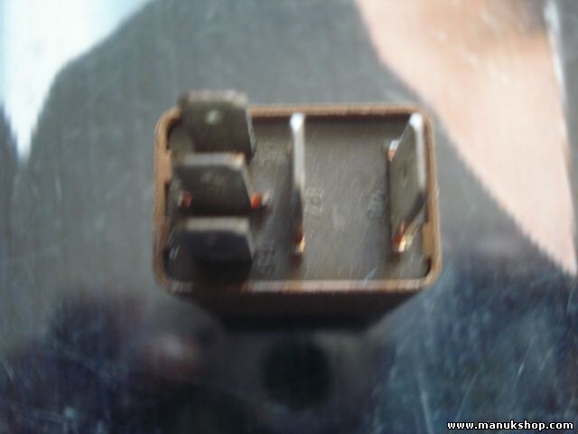 Relais Fiat Alfa Romeo A72746520423 A727 46520423 0046520423