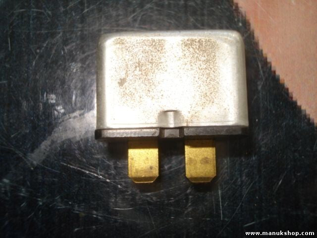 Thermosicherung relais VW Volkswagen Audi 80 Cabrio Coupe Typ89 B4 443937105A