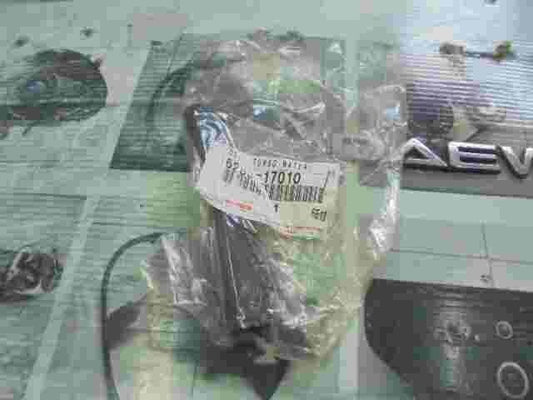 Schlauch  Toyota Land Cruiser (100) (80) 1628517010 16285-17010