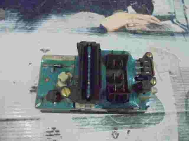 Uhr Digitaluhr Audi 100 200 C3 A4 Avant (B8) 637202101 637.202/10/1 447919153A