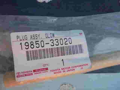 Glühkerze   Toyota Auris Corolla Yaris 1985033020 19850-33020
