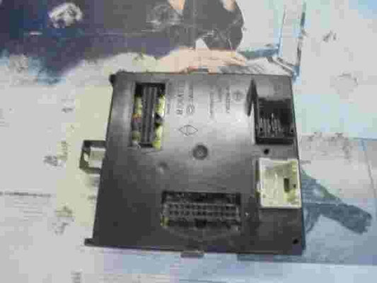 Sicherungskasten Renault Laguna II 74N3 FV11.06 PCKH 8200001476 82 000 01 476