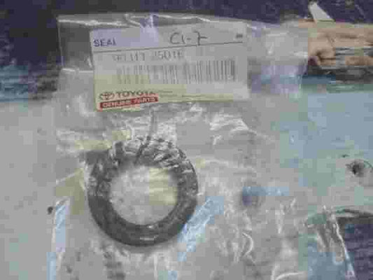 Seal Type T Oil  Toyota Corolla Auris 9031125016 90311-25016