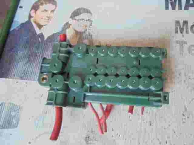 Sicherungskasten  BMW 5 E39 E38 18180 61138367768 61.13-8 367 768 PA6-GF-GK30