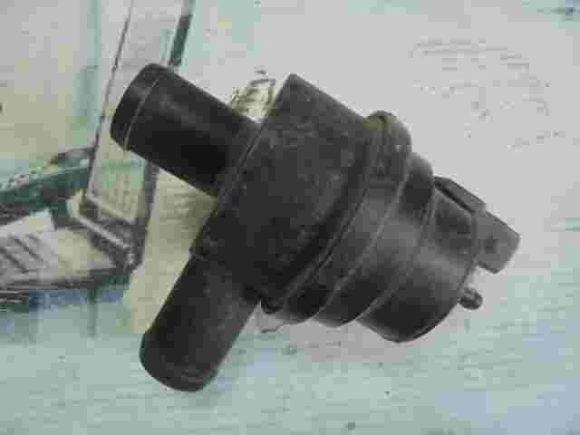 Leerlaufregelventil Ford Escort Peugeot Saab BOSCH 0280142001 0 280 142 001