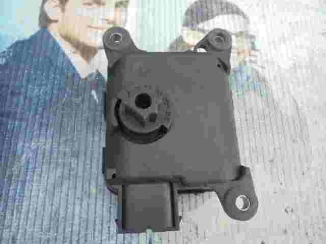 Stellmotor Heizung Citroen Xsara BOSCH 0132801168 0 132 801 168 VALEO 664192G