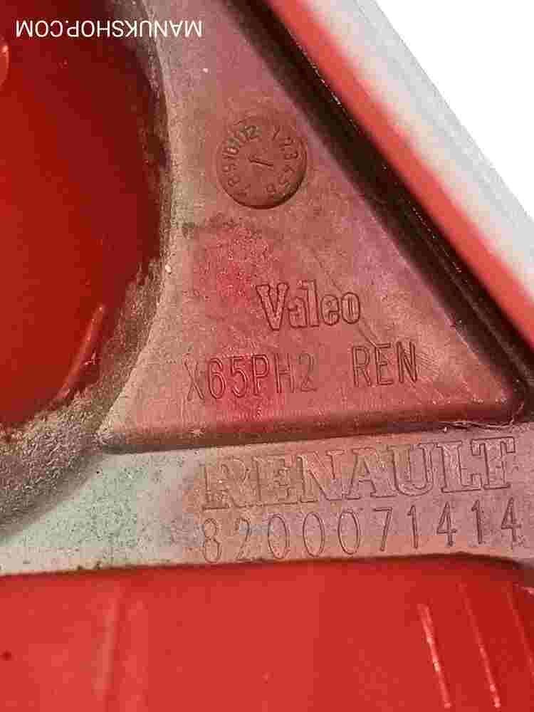 Rückleuchte Renault Clio Valeo 8200071414 8200 0714 14 82 00 071 414 X65PH2