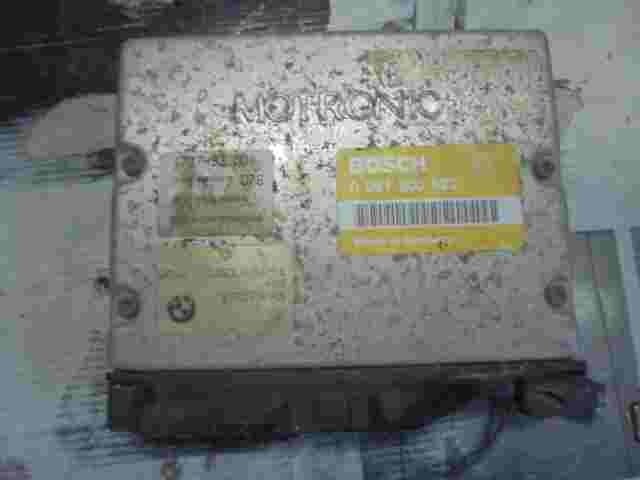 Motorsteuergerät BMW E36 316 1.6 1727493 1 727 493 BOSCH 0261200522