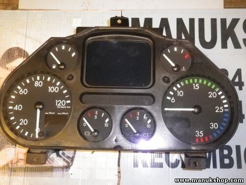 Kombiinstrument Tacho DAF LF VDO 1372056 Typ. 1554.00000000 15548400201