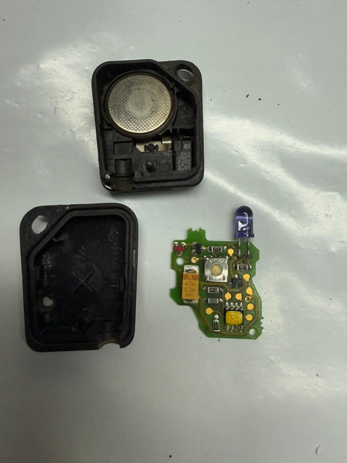 Funkfernbedienung Schlüssel Gehäuse  Renault 73375337A VALEO PCI 94 40