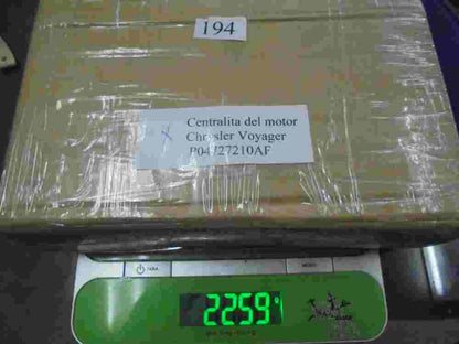 Motorsteuergerät Chrysler Voyager 2002 YNCAB P04727210AF P0472 7210AF 04727210AF