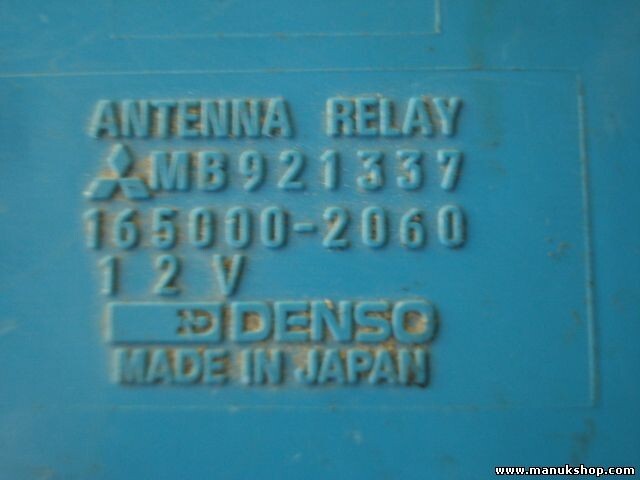 Steuergerät Antenne Mitsubishi Pajero MB921337 165000-2060 165002060 DENSO