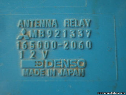 Steuergerät Antenne Mitsubishi Pajero MB921337 165000-2060 165002060 DENSO