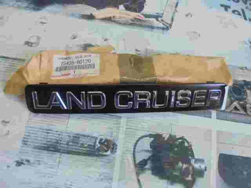 Emblem Logo  Toyota Land Cruiser Prado 120 / J120 7543560120
