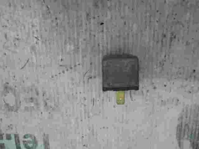 Relais Opel Kadett Corsa A Astra F 94001003 940 010-03 HELLA 4RA94001003