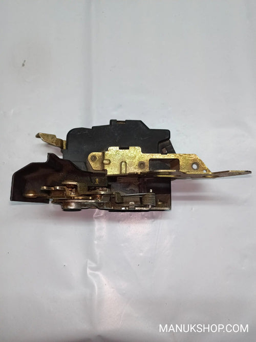 Türschloss hinten Links BMW 5 E34 81810051 8 181 00 51