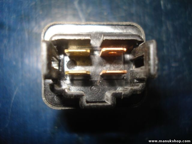 Relais Hyundai Sonata Coupe (Tiburon) MK1 96-01 9522021300 95220-21300