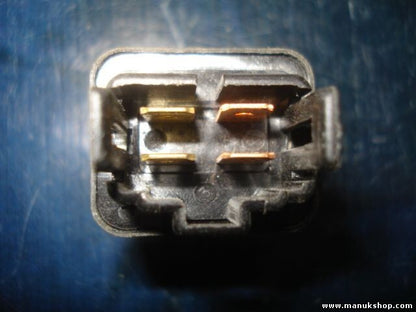 Relais Hyundai Sonata Coupe (Tiburon) MK1 96-01 9522021300 95220-21300