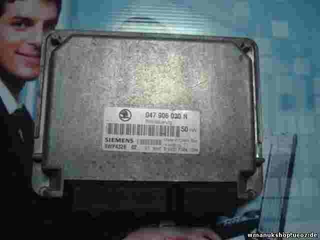 Motorsteuergerät  Skoda 047906030N 047 906 030 N SIEMENS 5WP4 326 02 5WP432602