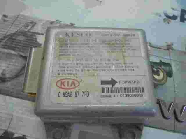 Airbagsensor Airbagsteuergerät Kia Clarus Daewoo Leganza 0K9AB677F0 SAT-2001A