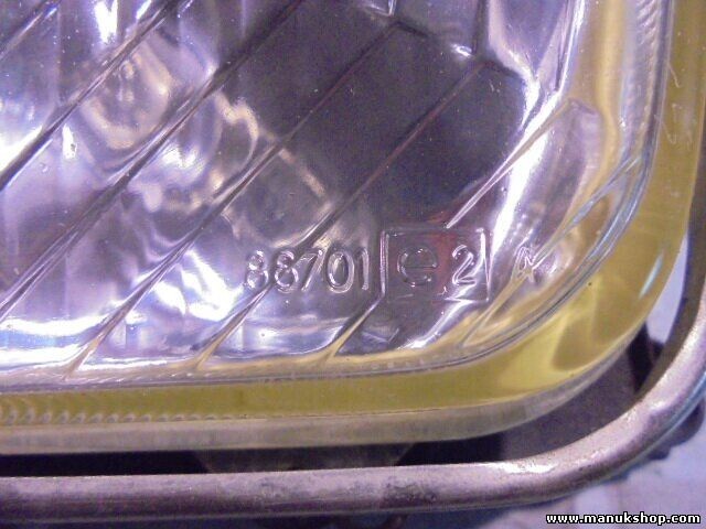Scheinwerfer rechts Nissan Patrol 24V VALEO 7R0188701 HCR E2 17.5 02113 H4